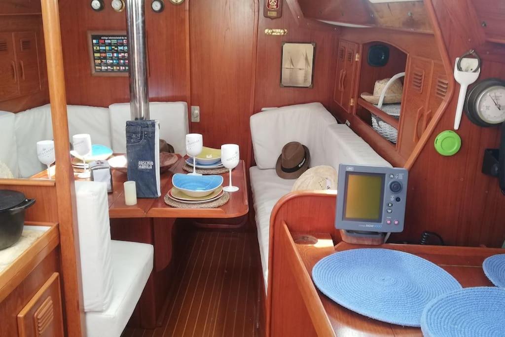 Boat-Apartamento Flotante Cadiz.. La Juanita Arroyo Exteriér fotografie