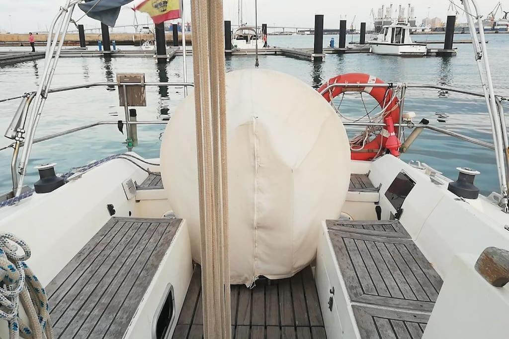 Boat-Apartamento Flotante Cadiz.. La Juanita Arroyo Exteriér fotografie