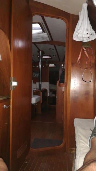 Boat-Apartamento Flotante Cadiz.. La Juanita Arroyo Exteriér fotografie