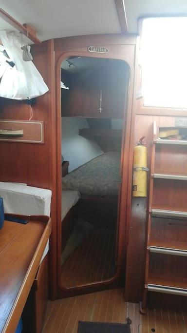 Boat-Apartamento Flotante Cadiz.. La Juanita Arroyo Exteriér fotografie